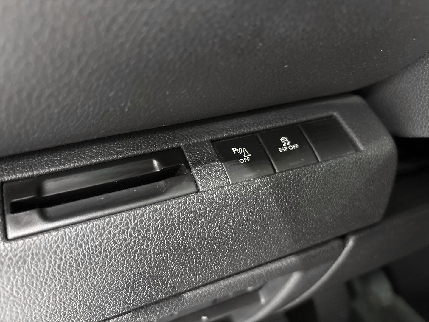 PEUGEOT 5008 2010
