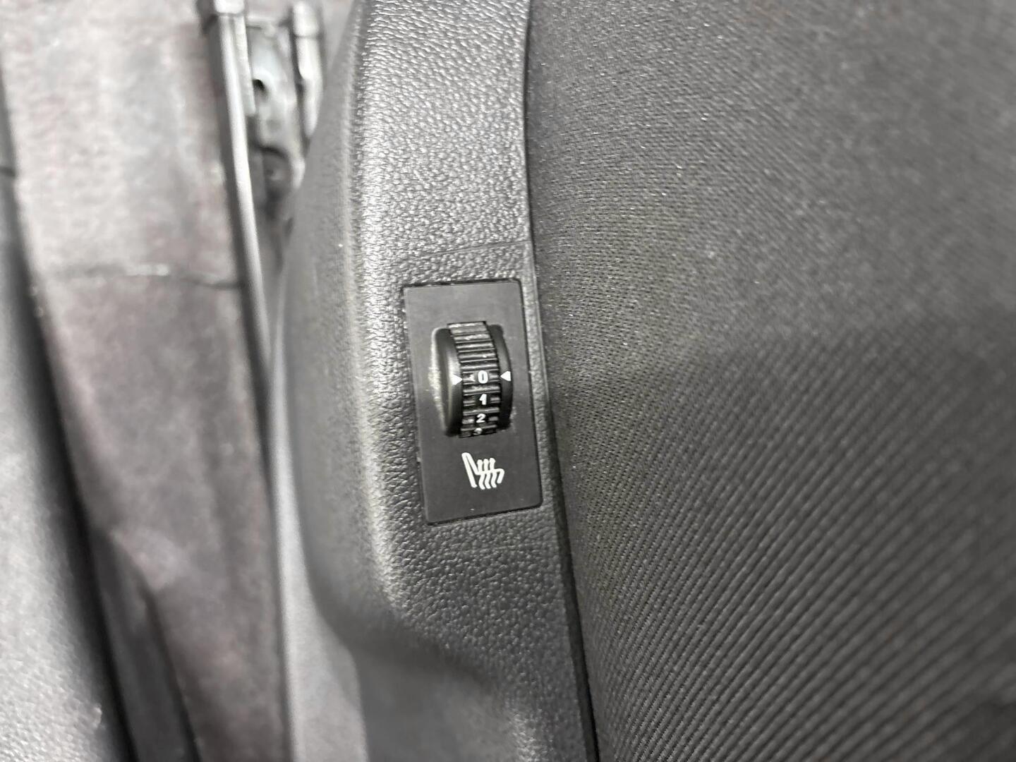 PEUGEOT 5008 2010