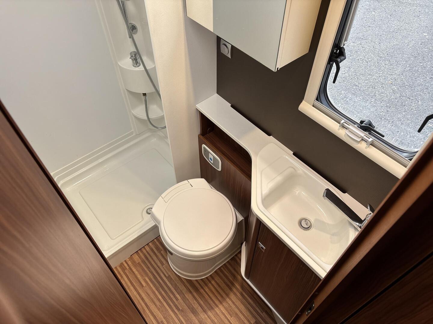 ADRIA MATRIX 650 SF 2016