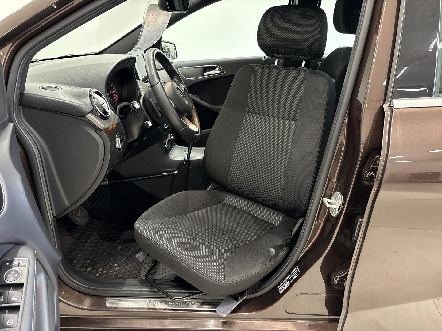 MERCEDES-BENZ B 2017