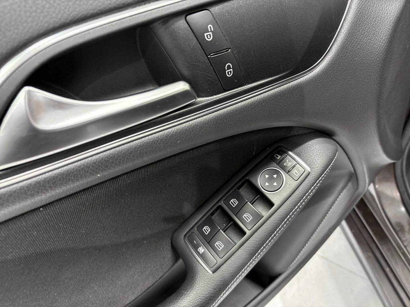 MERCEDES-BENZ B 2017