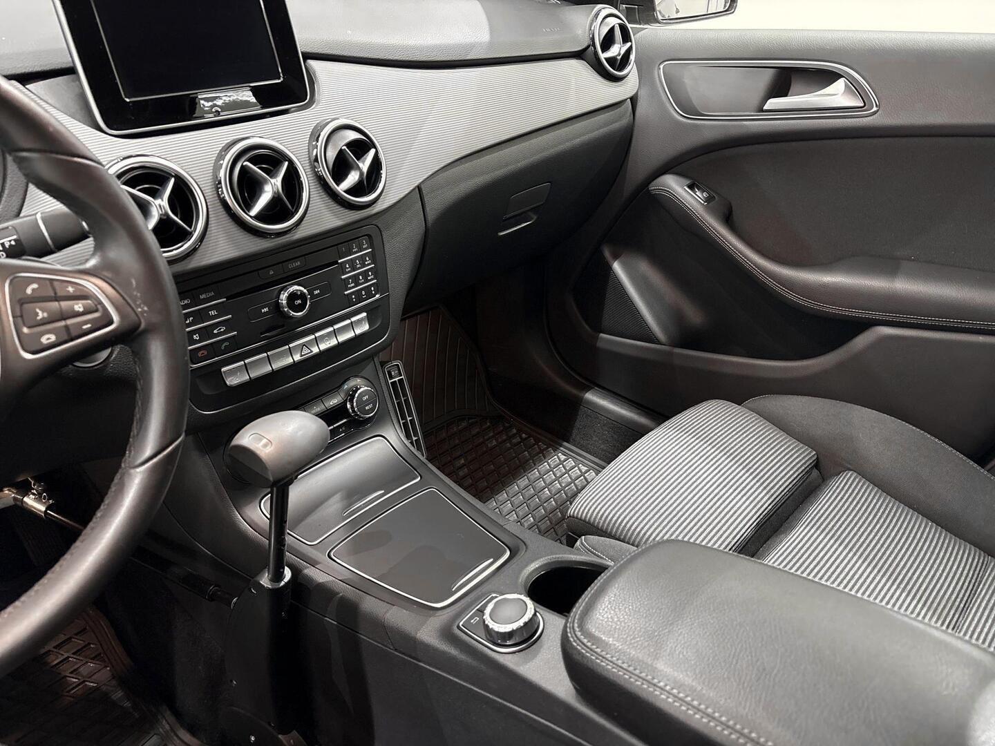 MERCEDES-BENZ B 2017