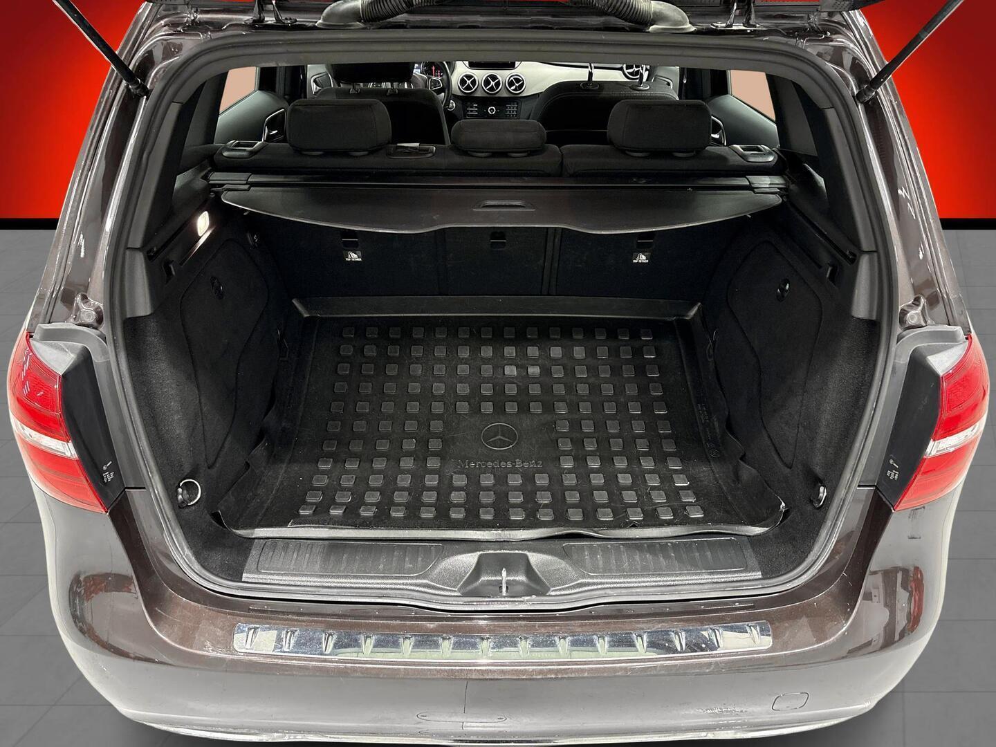 MERCEDES-BENZ B 2017
