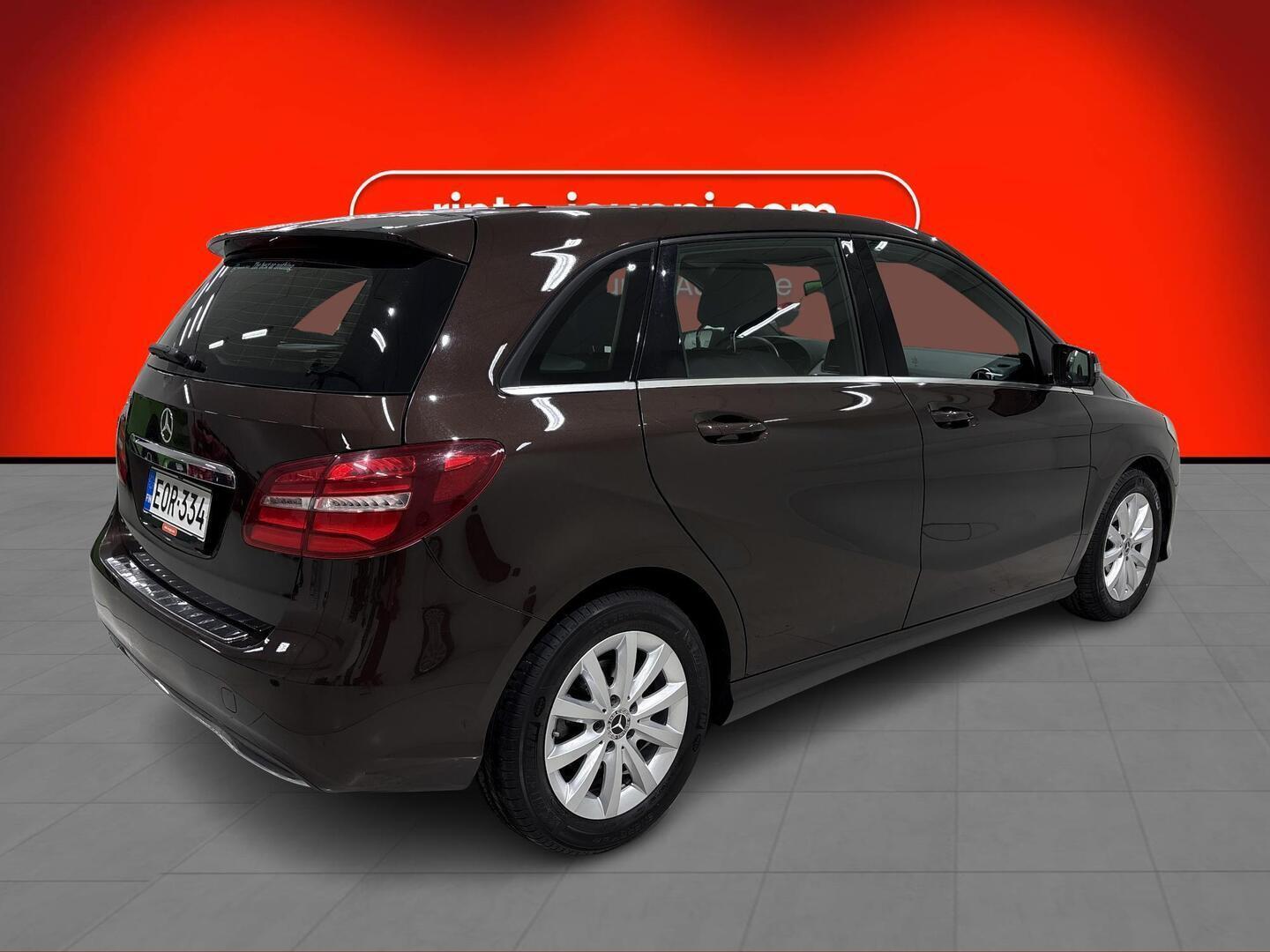 MERCEDES-BENZ B 2017