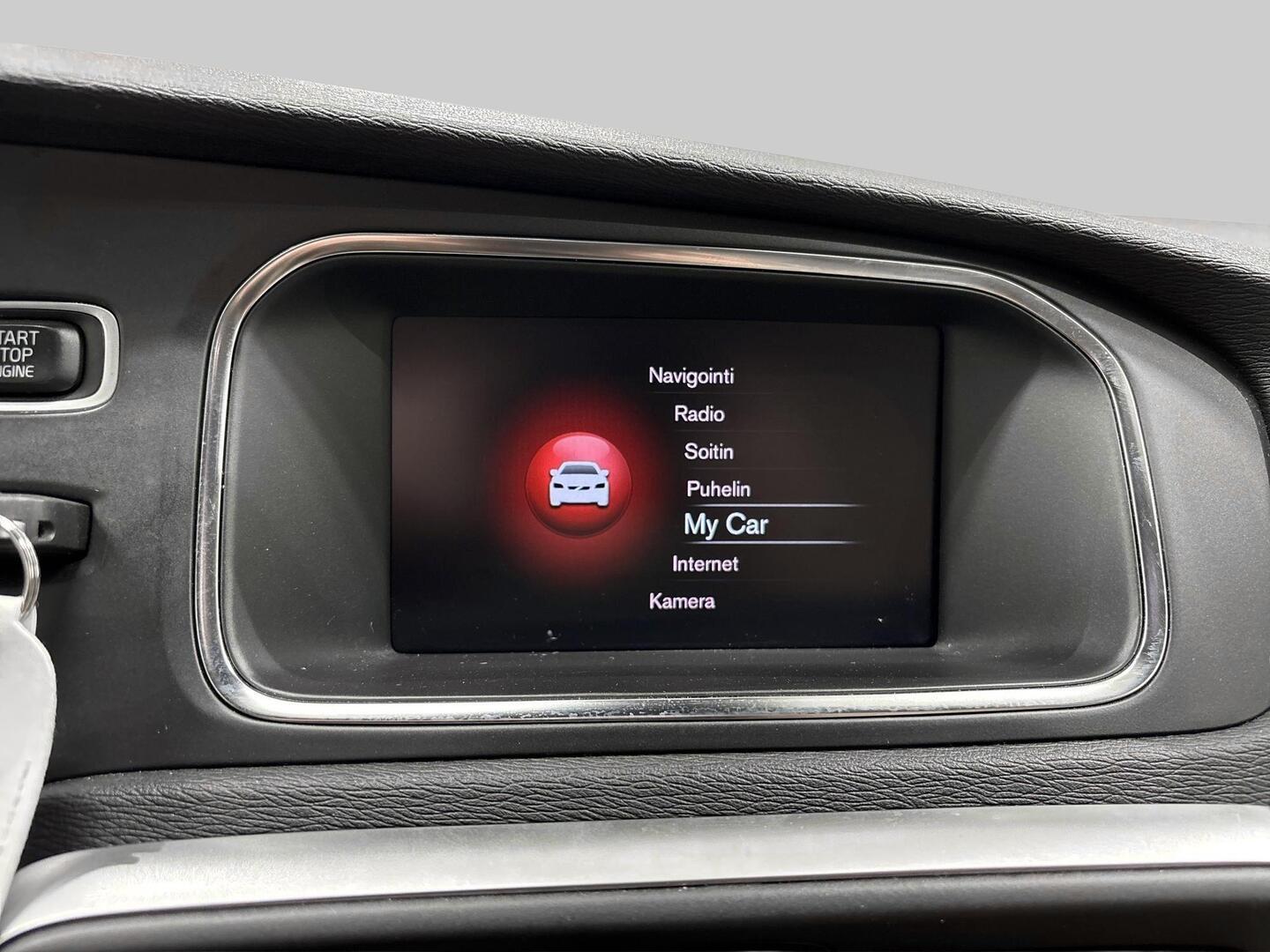 VOLVO V40 Cross Country 2018