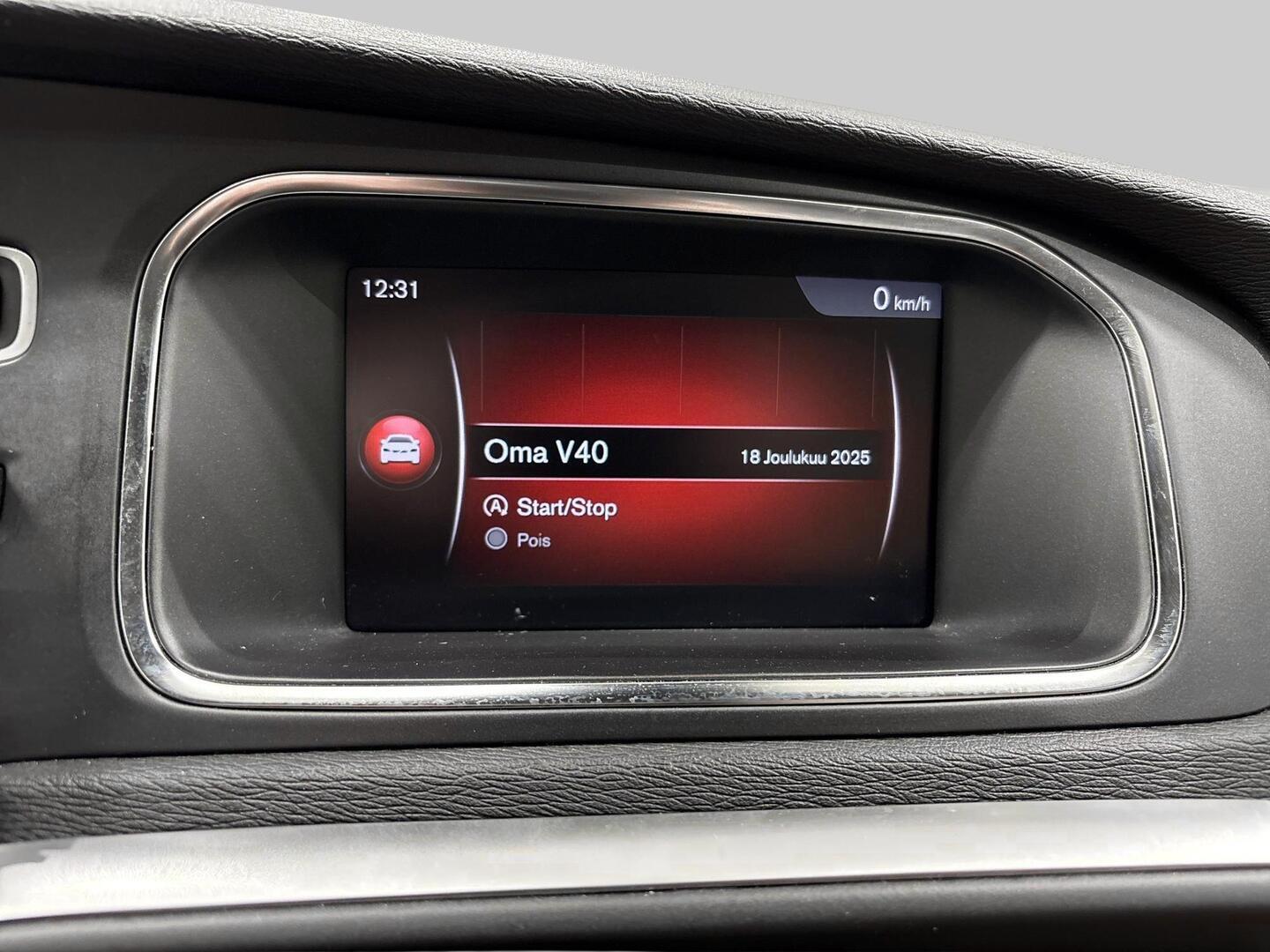 VOLVO V40 Cross Country 2018