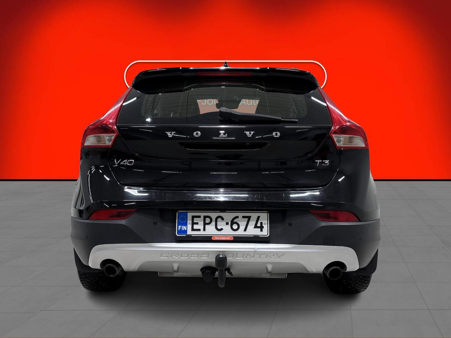 VOLVO V40 Cross Country 2018