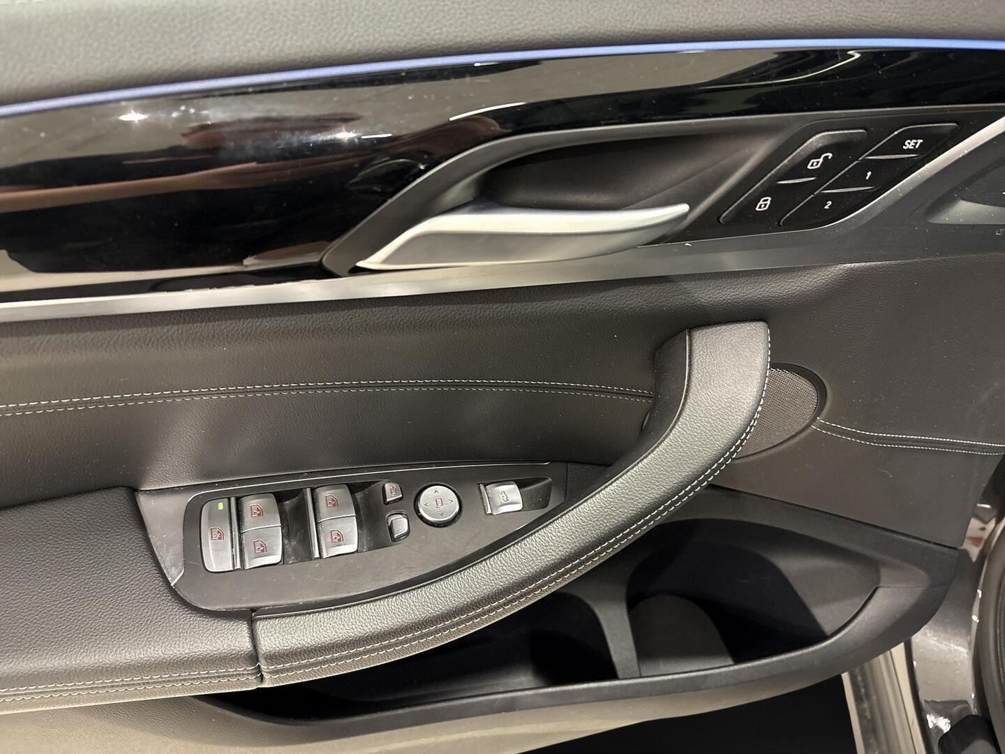 BMW iX3 2021