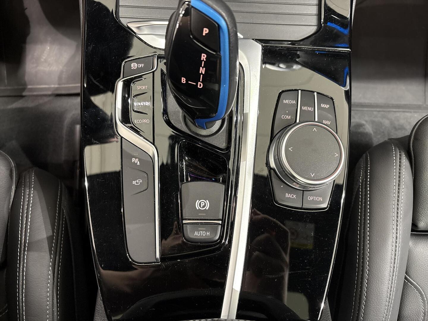 BMW iX3 2021
