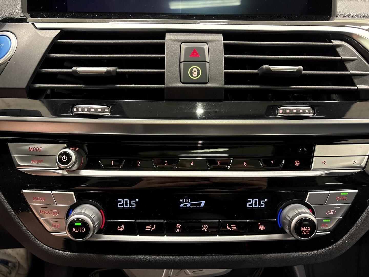 BMW iX3 2021