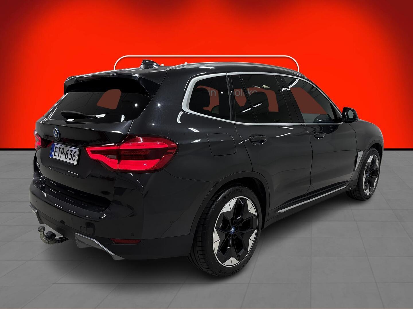 BMW iX3 2021