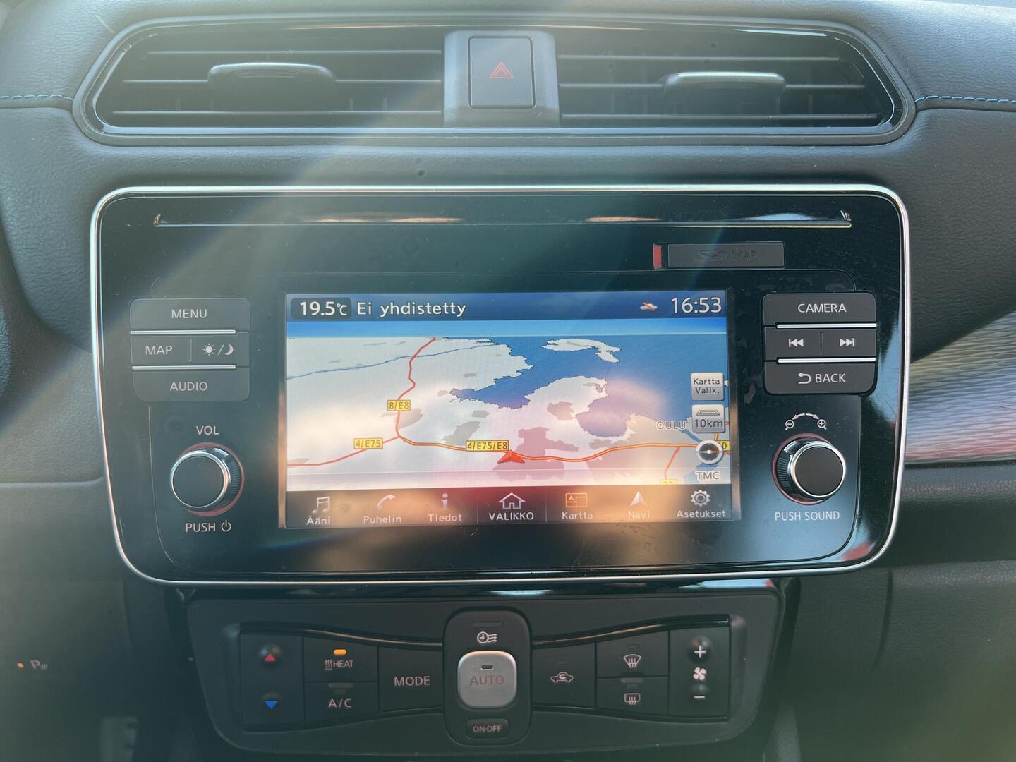NISSAN Leaf 2018