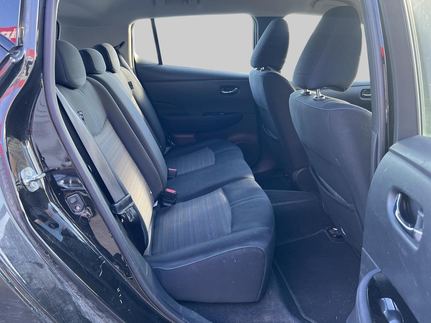 NISSAN Leaf 2018