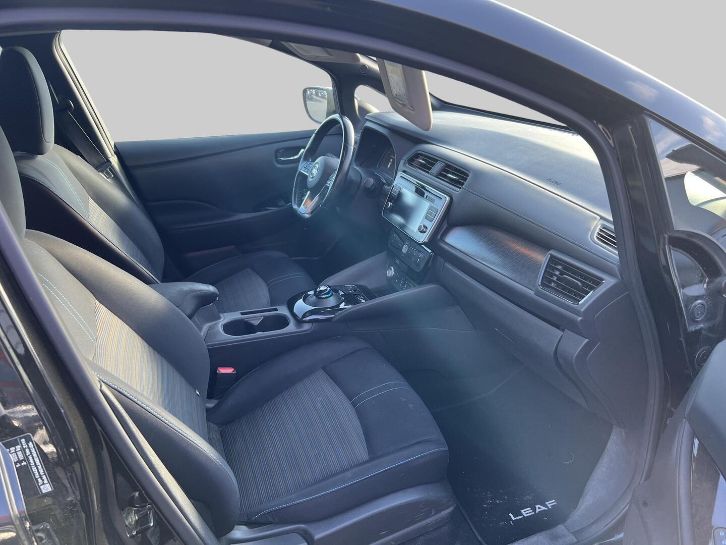 NISSAN Leaf 2018