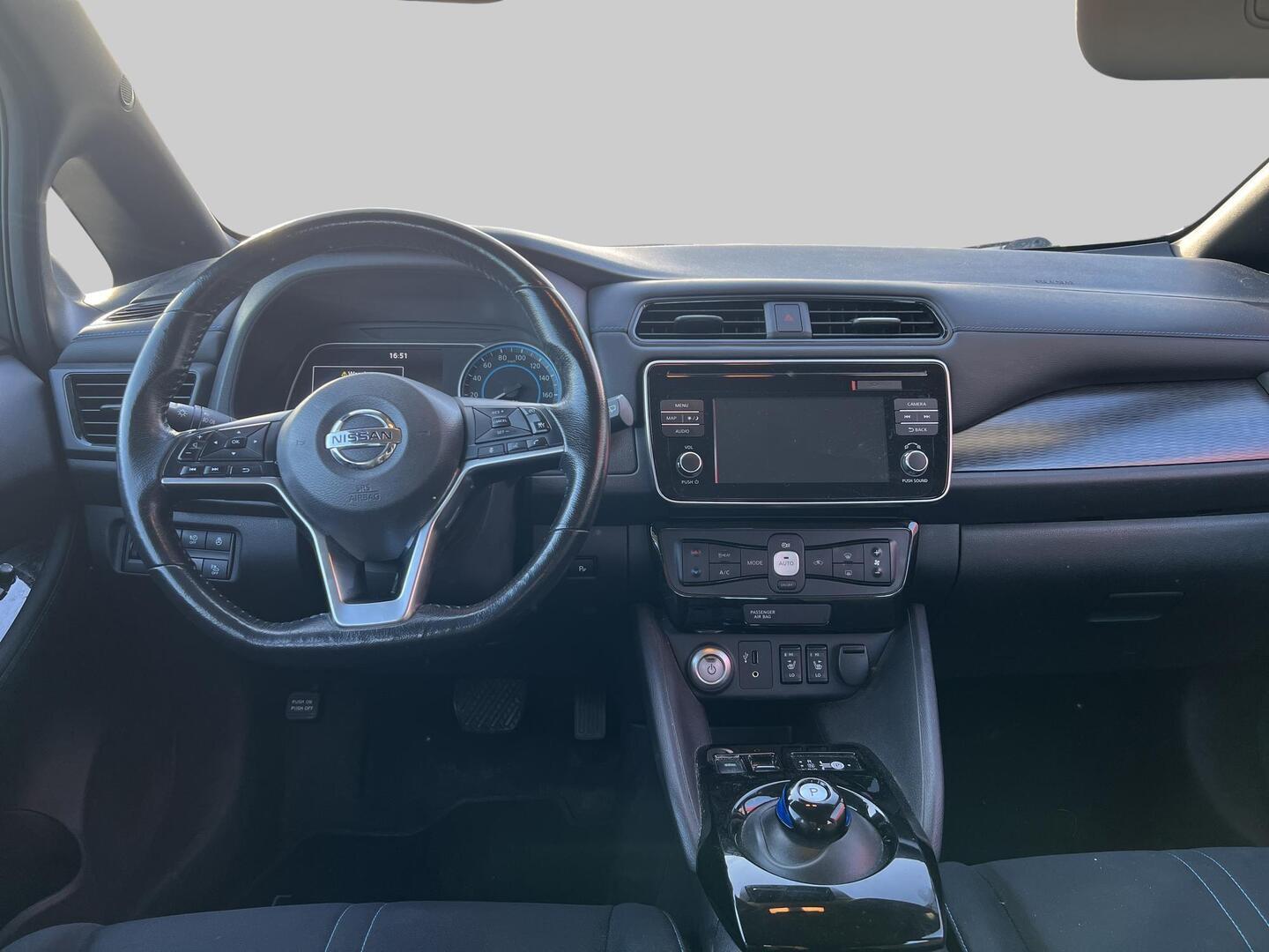 NISSAN Leaf 2018