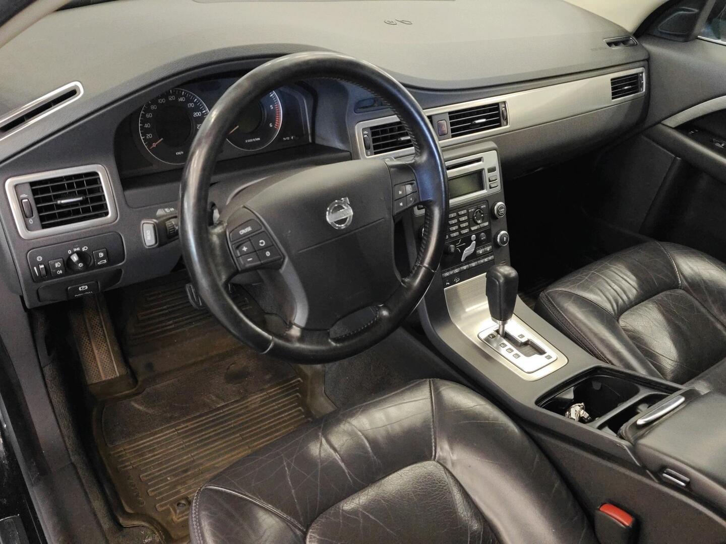 VOLVO XC70 2008