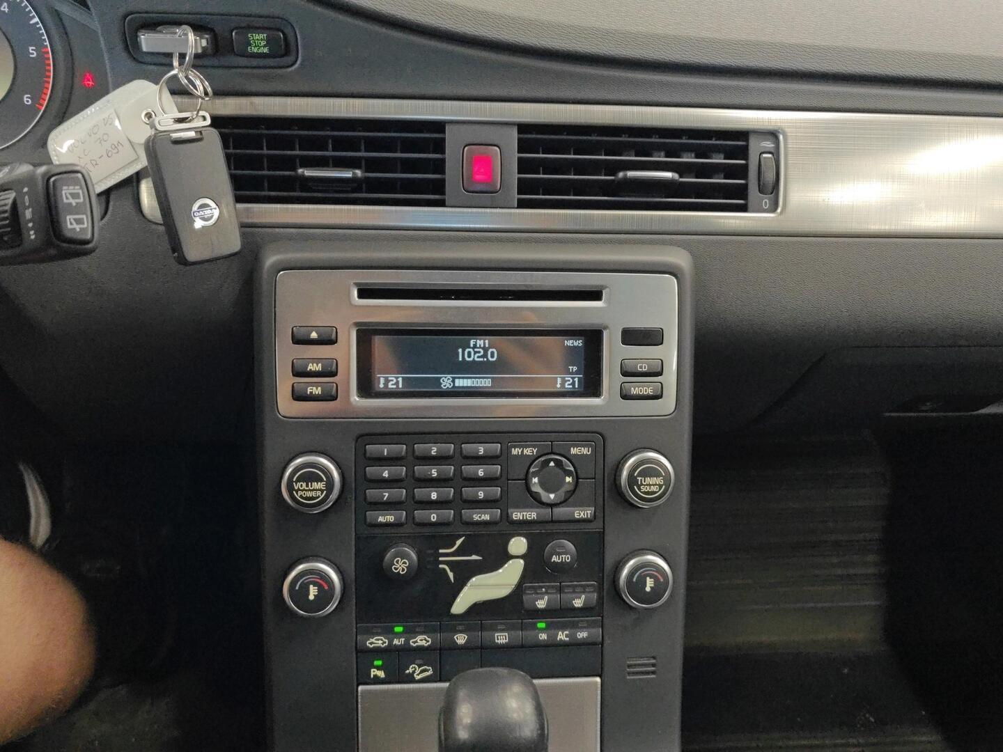 VOLVO XC70 2008