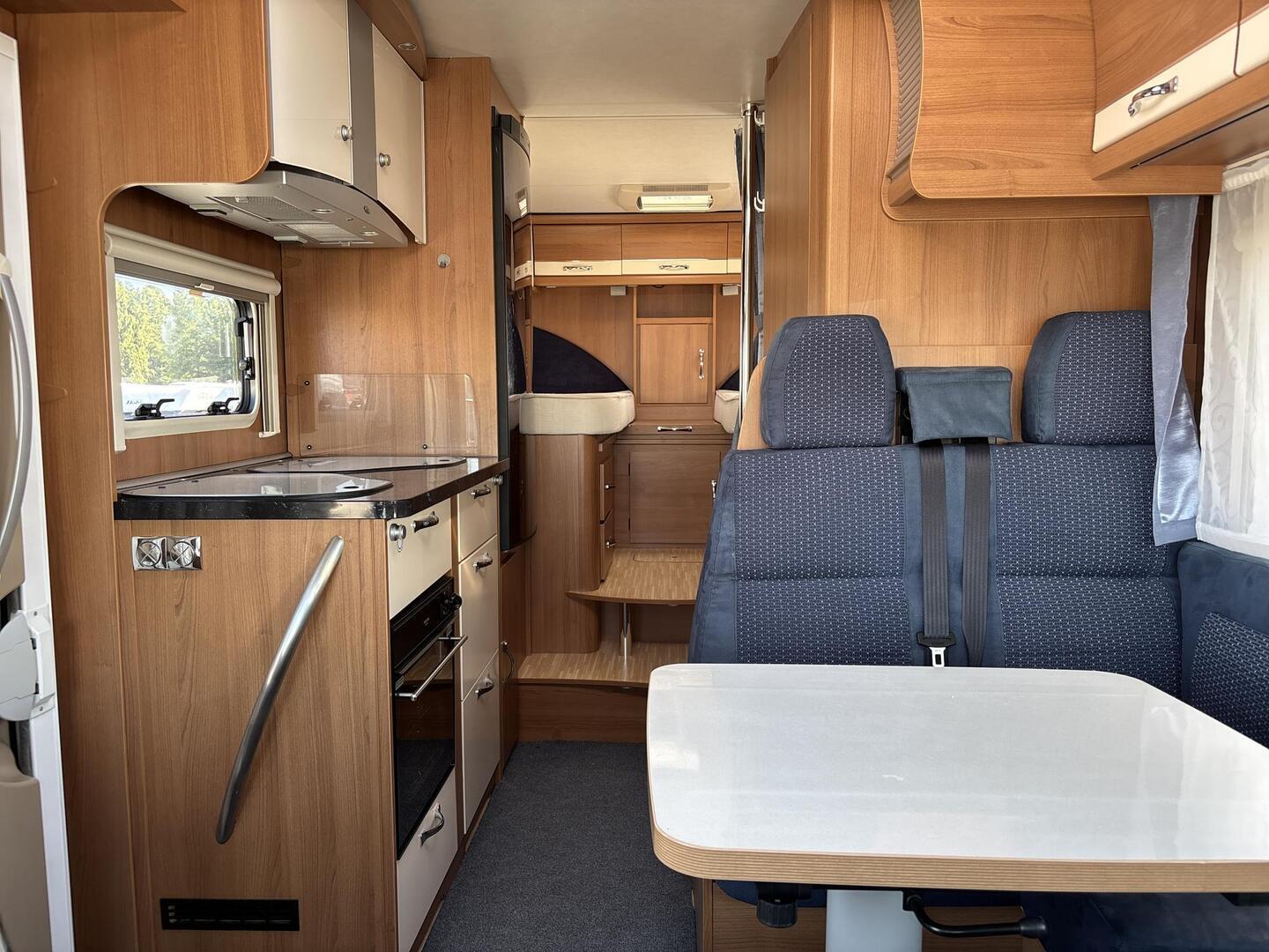 LMC LIBERTY I 680G 2010