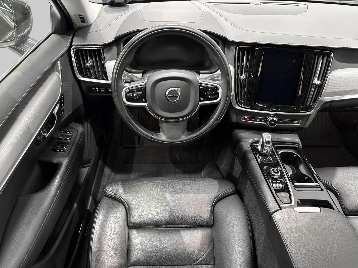 VOLVO V90 2019