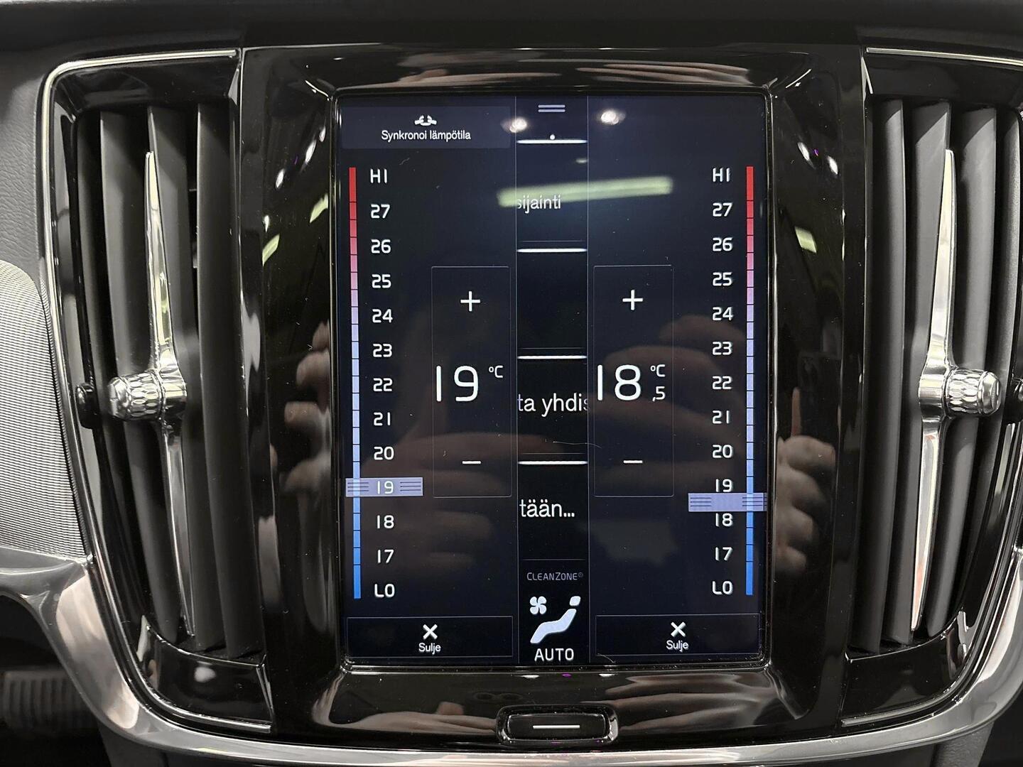 VOLVO V90 2019