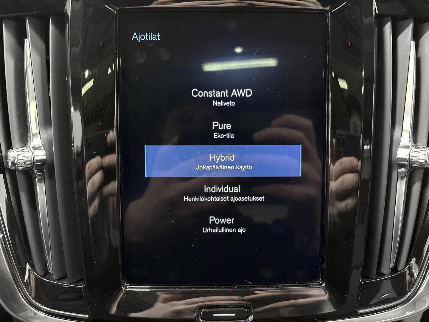 VOLVO V90 2019