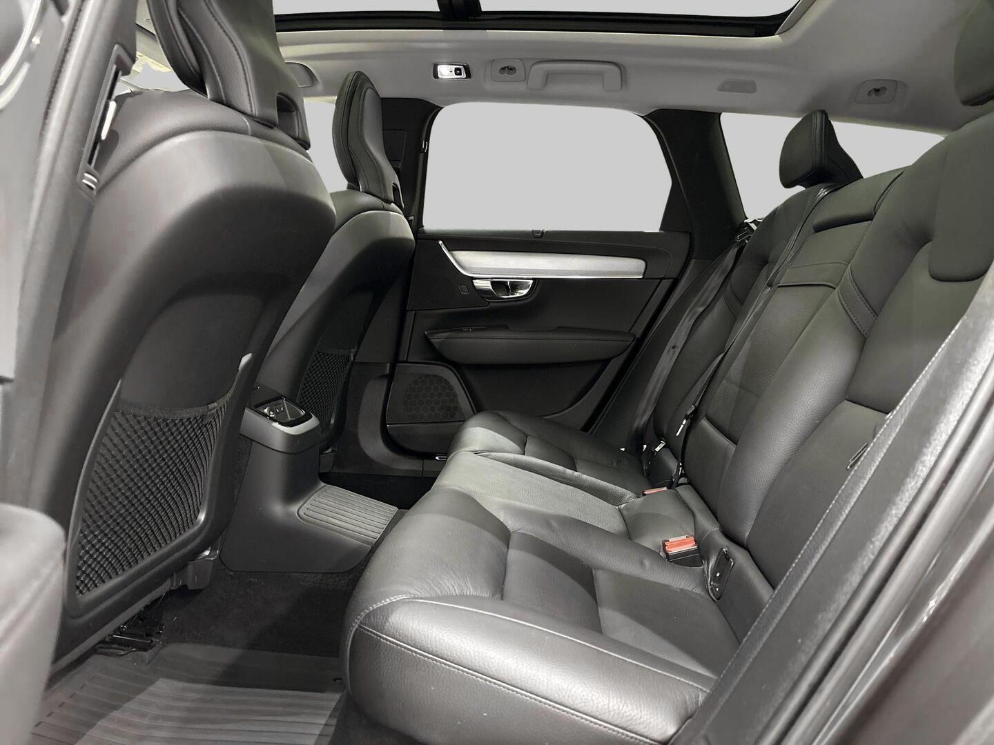 VOLVO V90 2019
