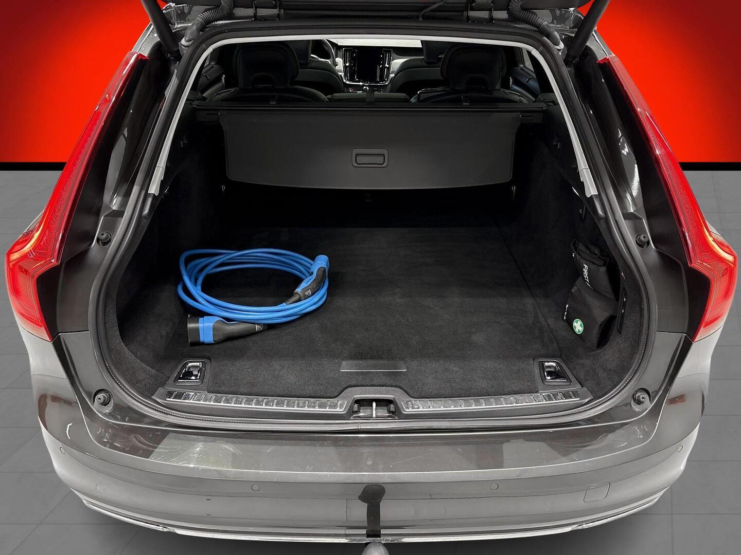 VOLVO V90 2019