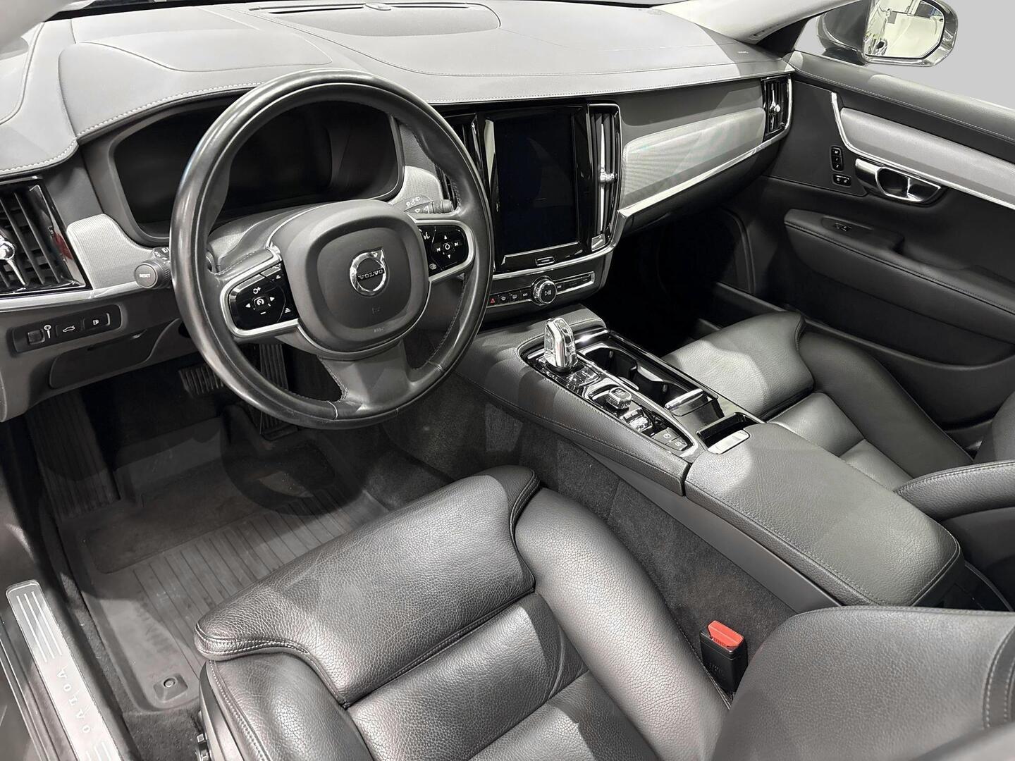 VOLVO V90 2019