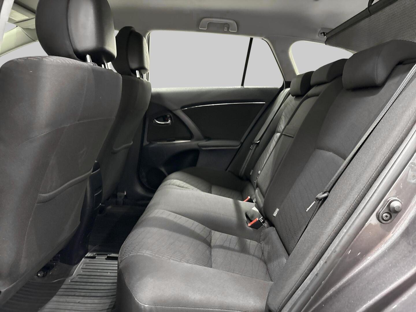 TOYOTA Avensis 2009