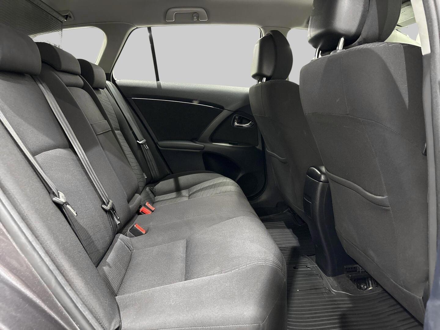 TOYOTA Avensis 2009