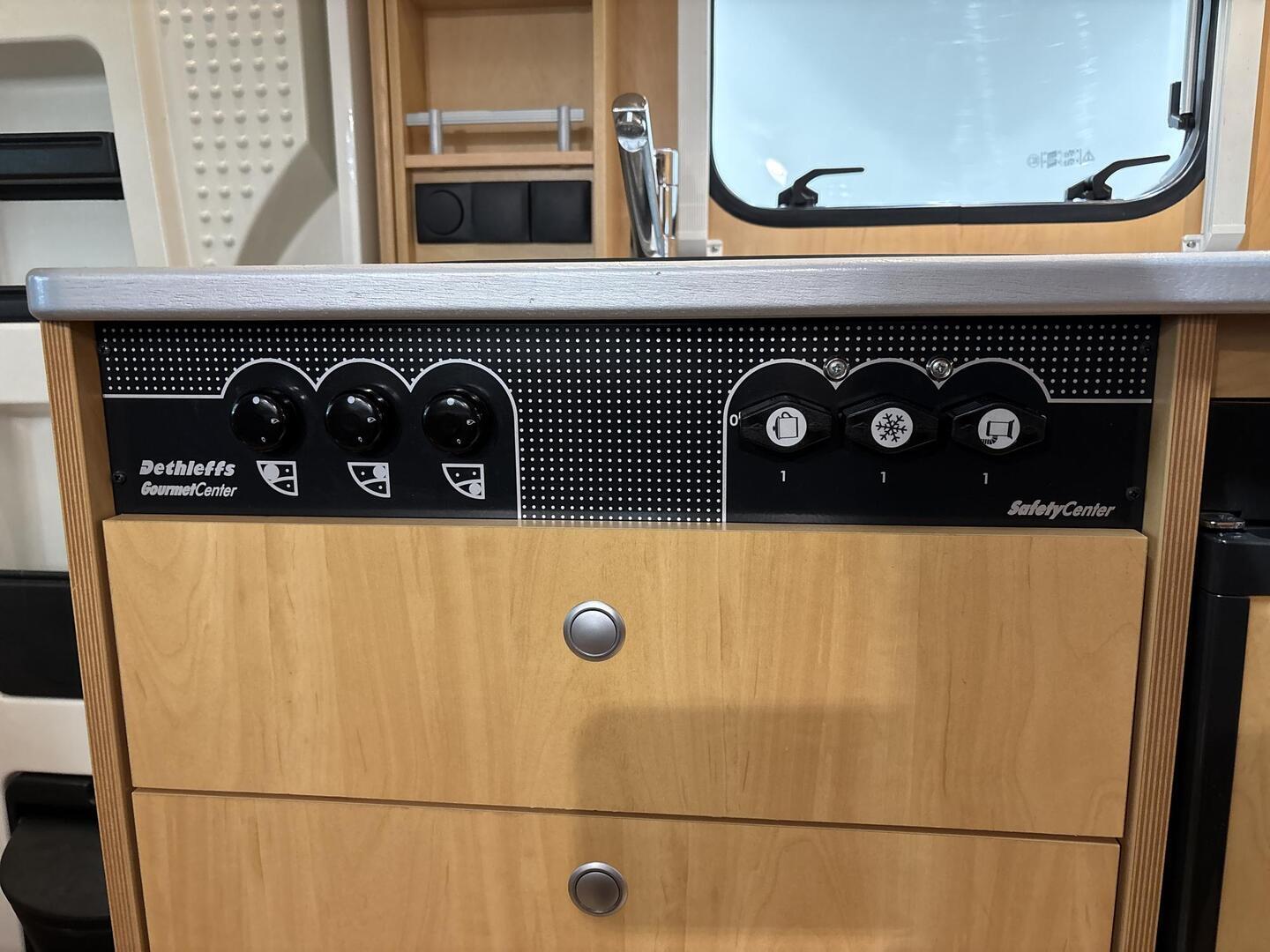 DETHLEFFS T 5841 ADVANTAGE 2009