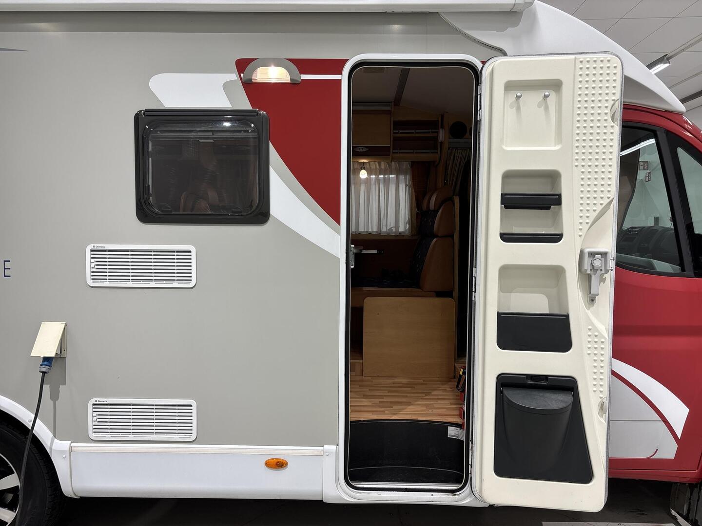 DETHLEFFS T 5841 ADVANTAGE 2009