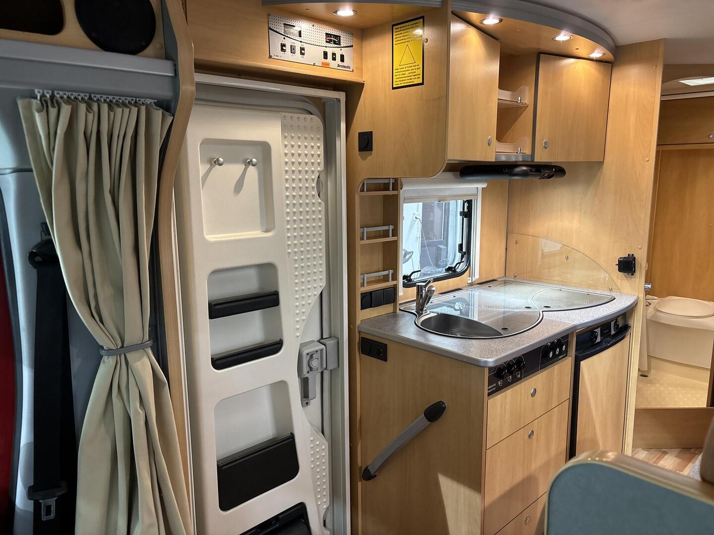 DETHLEFFS T 5841 ADVANTAGE 2009