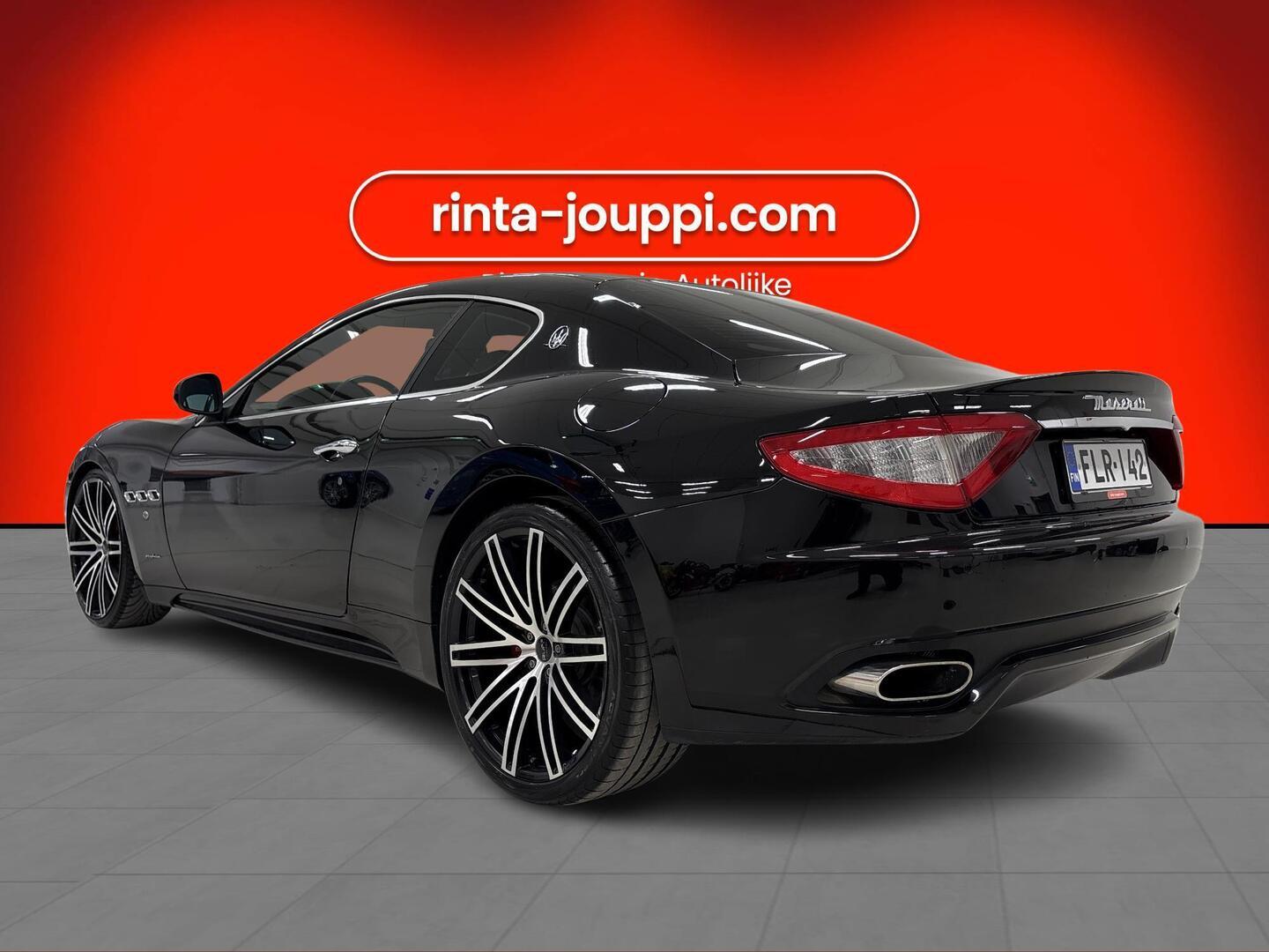 MASERATI GranTurismo 2010