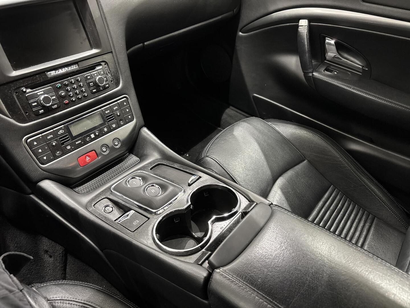 MASERATI GranTurismo 2010