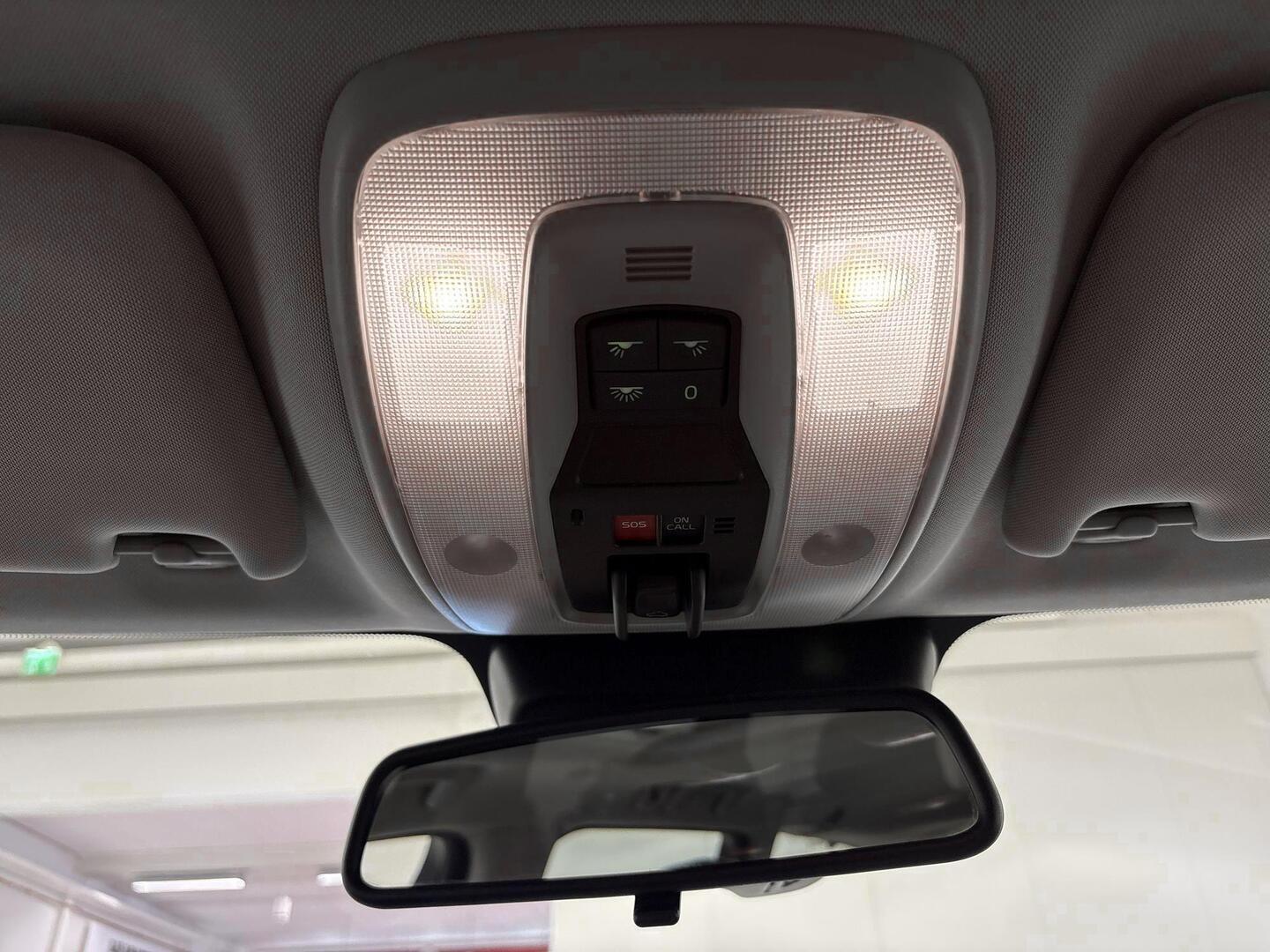 VOLVO V70 2012