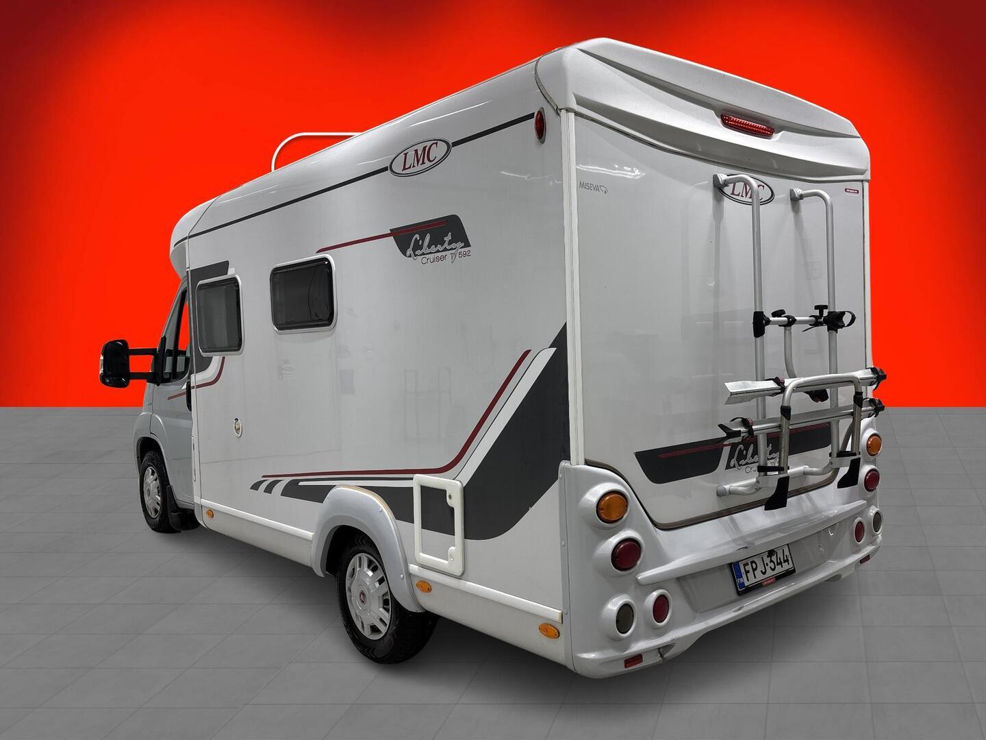 LMC T 592 LIBERTY 2008