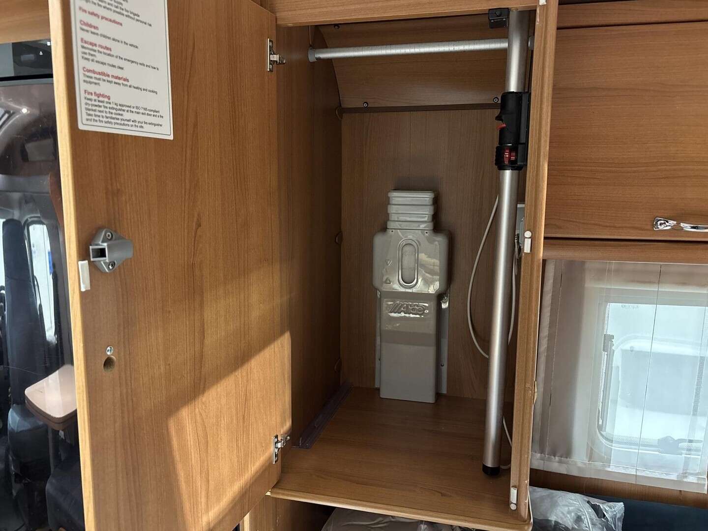 LMC T 592 LIBERTY 2008