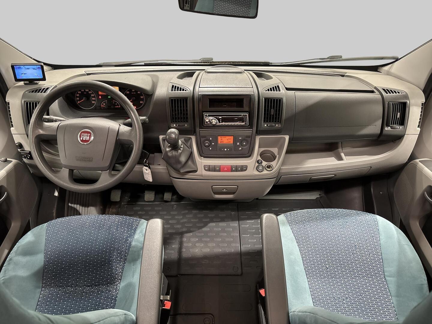 LMC T 592 LIBERTY 2008