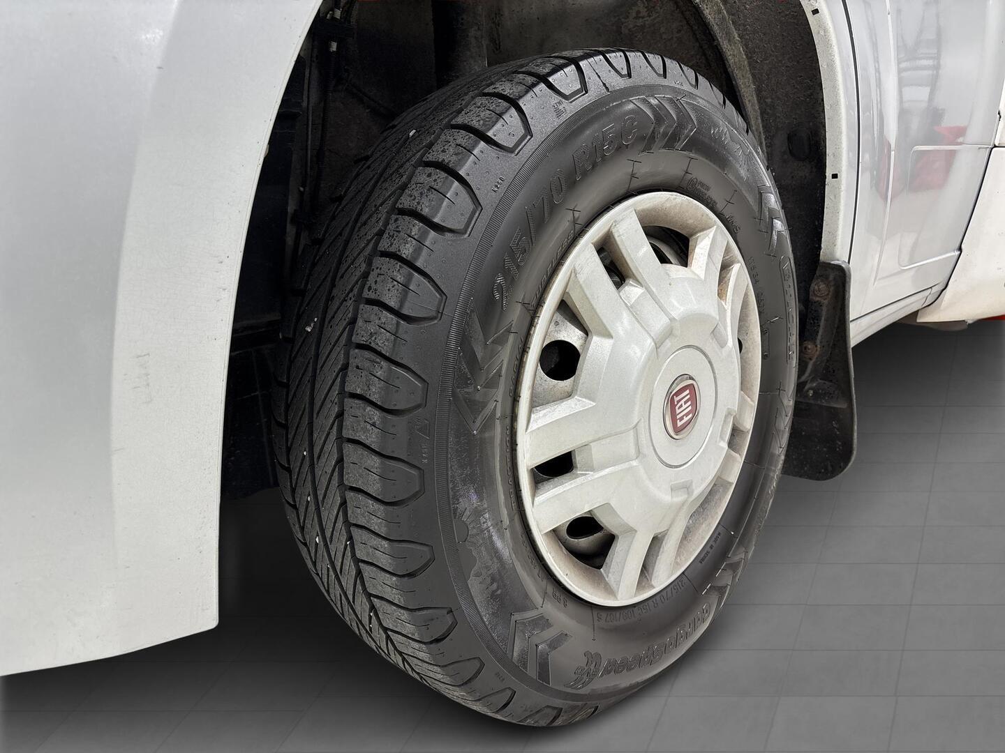 LMC T 592 LIBERTY 2008