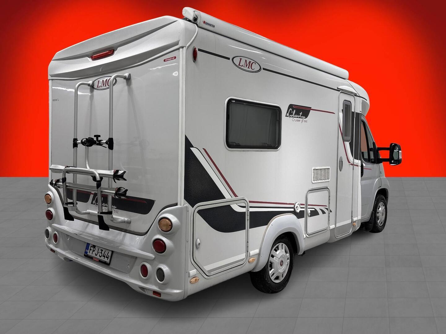 LMC T 592 LIBERTY 2008