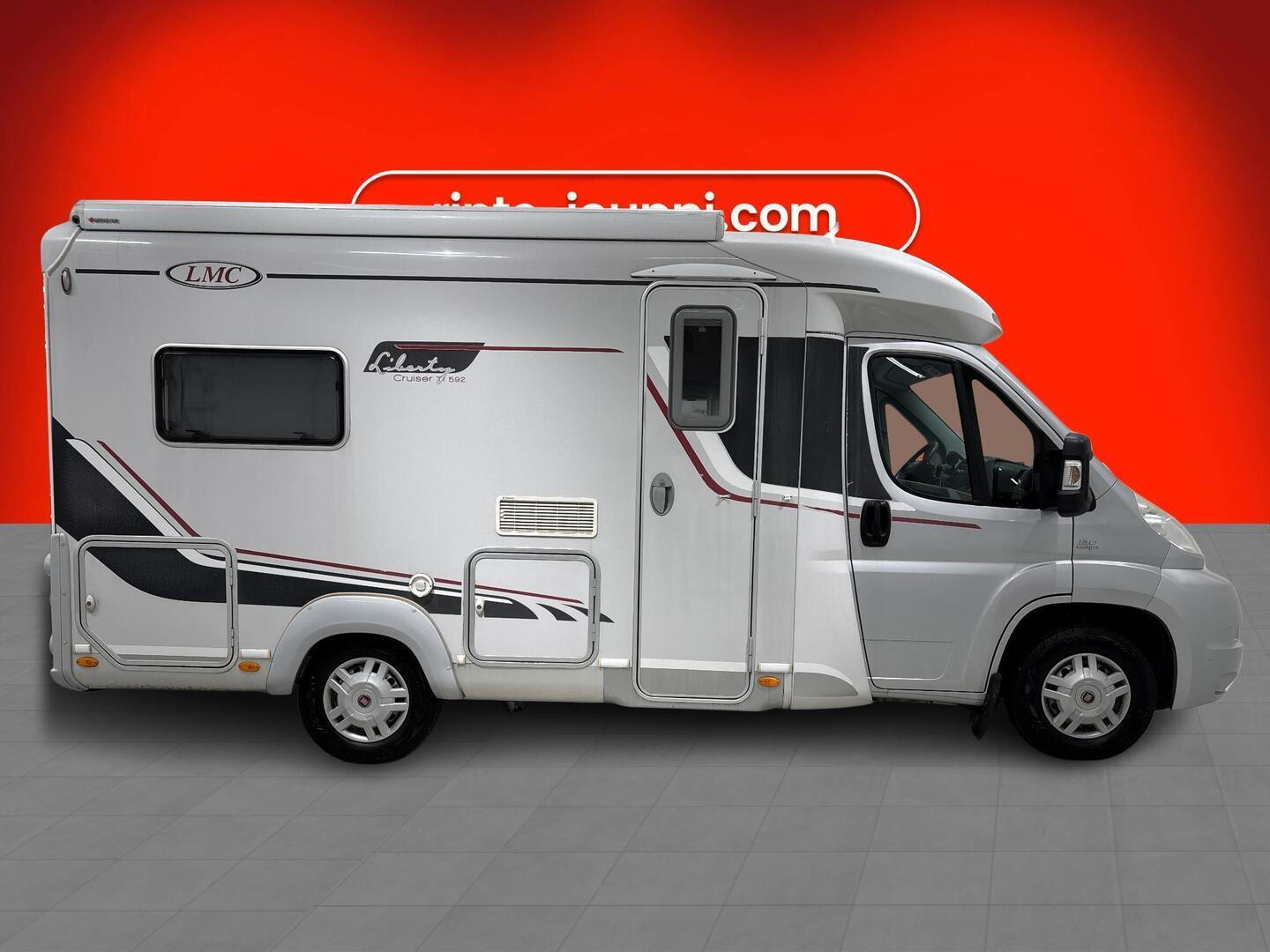 LMC T 592 LIBERTY 2008