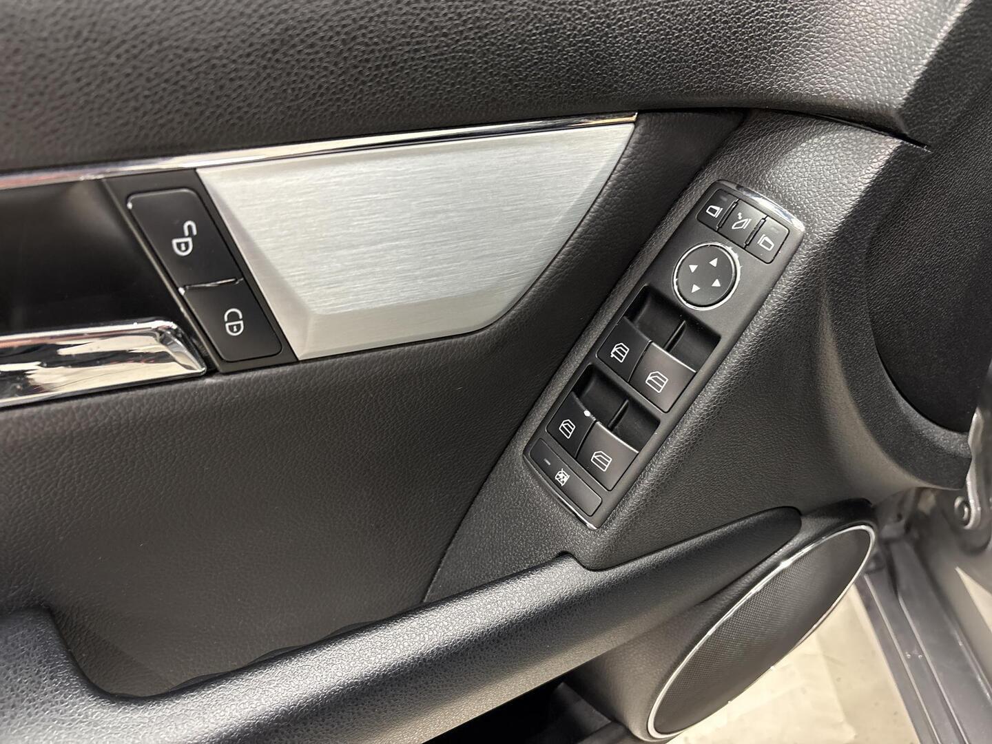 MERCEDES-BENZ C 2009