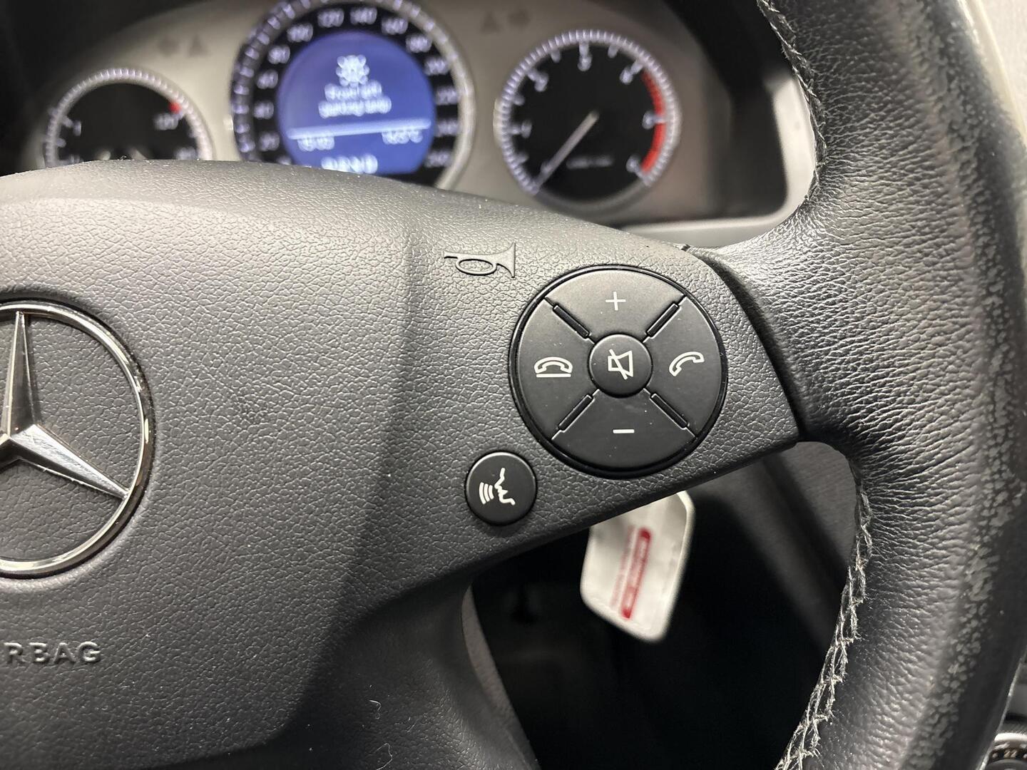 MERCEDES-BENZ C 2009