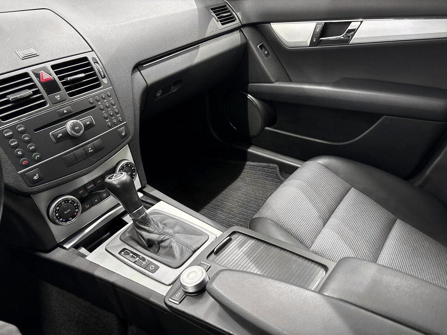 MERCEDES-BENZ C 2009