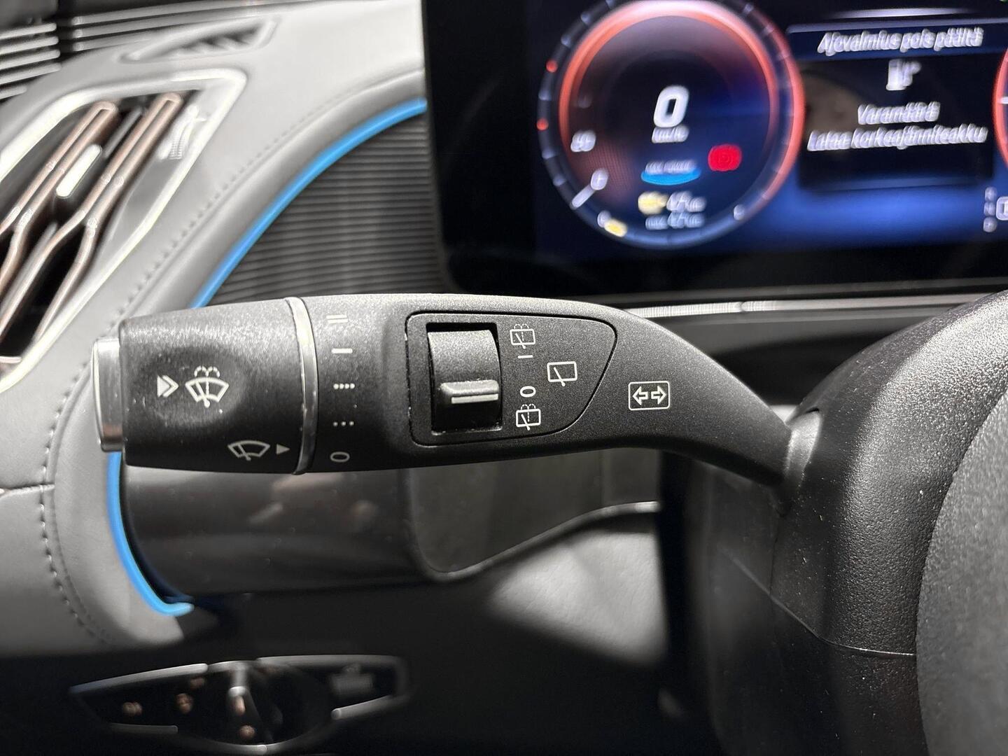 MERCEDES-BENZ EQC 2022