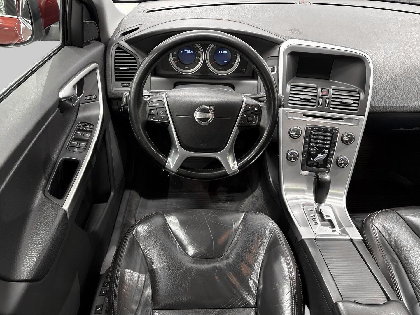 VOLVO XC60 2011