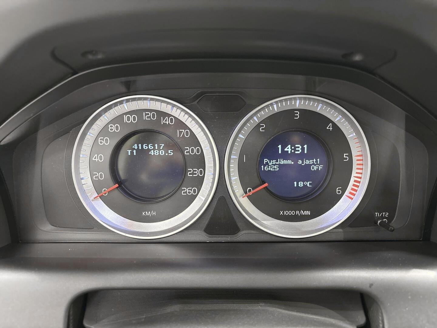 VOLVO XC60 2011
