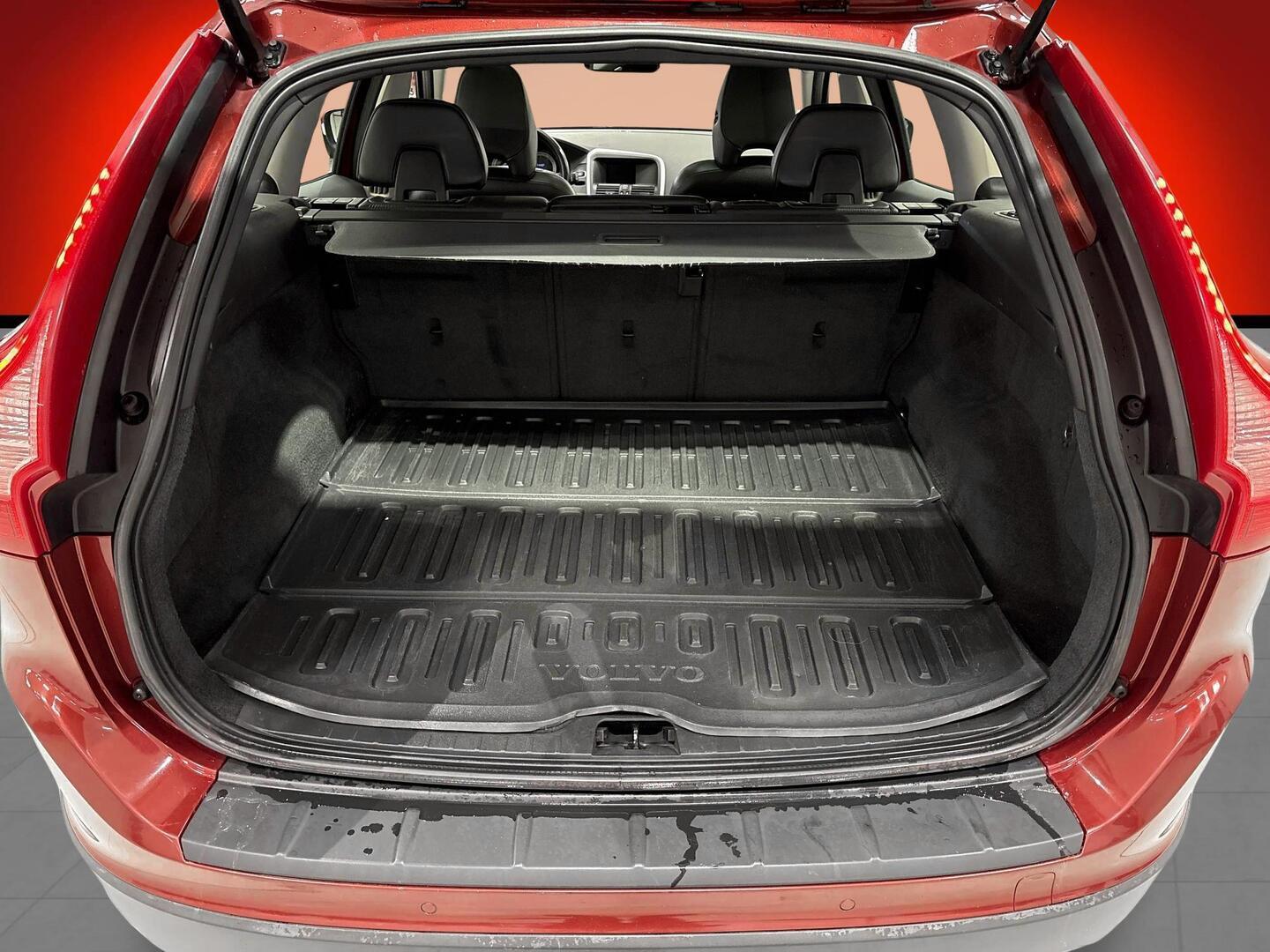 VOLVO XC60 2011