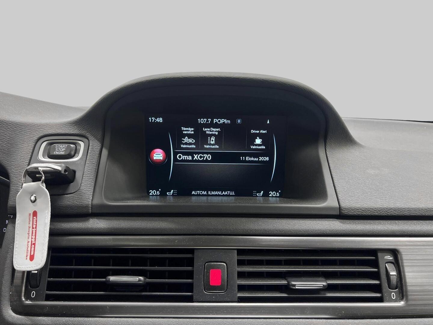 VOLVO XC70 2015
